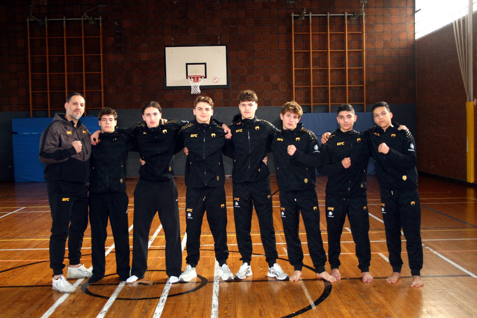 Team Sahin in den Vereinsanzügen